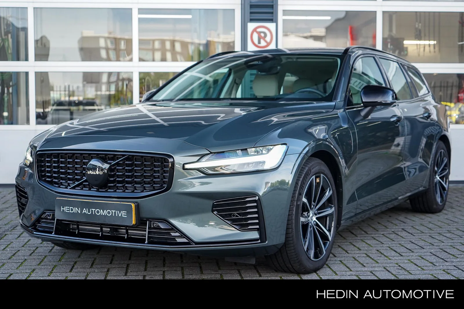 Volvo V60 (2026) — foto 1