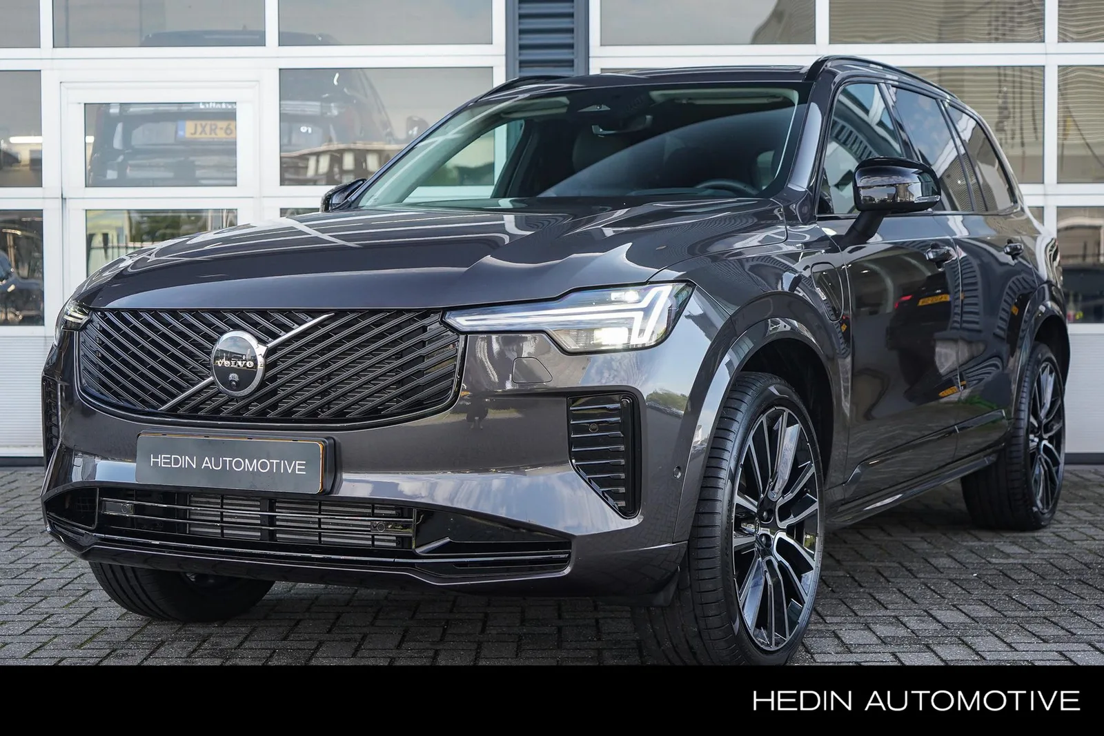 Volvo XC90 (2026) — foto 1