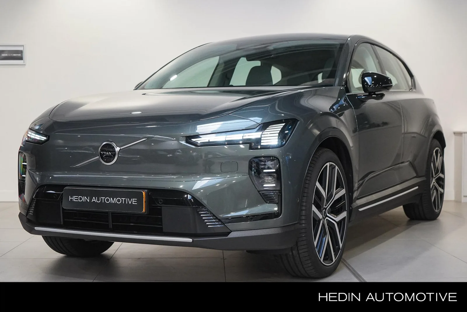 Volvo EX60 (2026) — foto 1