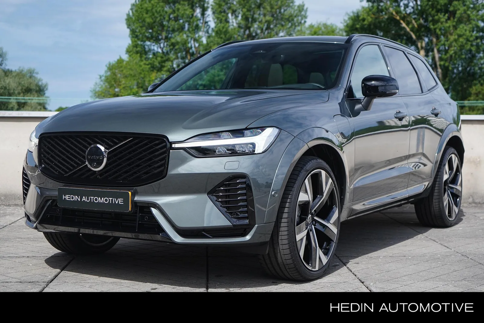 Volvo XC60 (2026) — foto 1