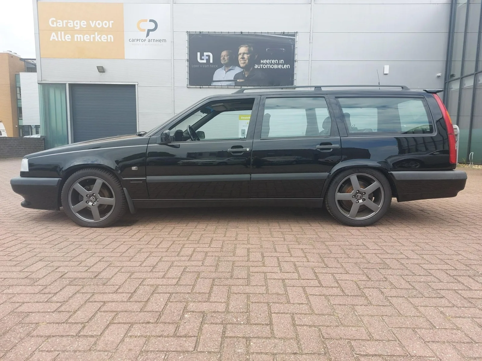 Volvo 850 (1995) — foto 1