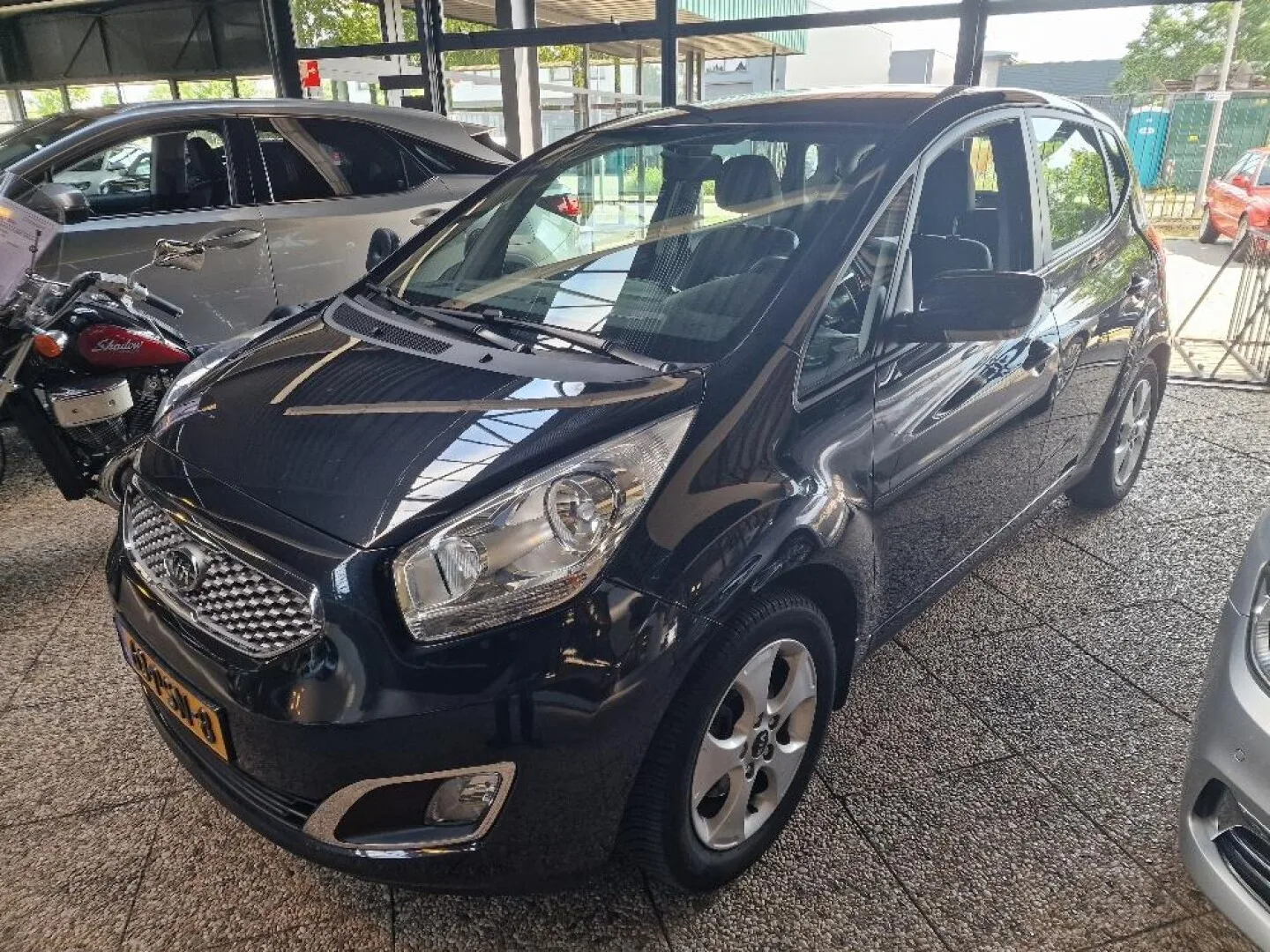 Kia Venga (2011) — foto 1