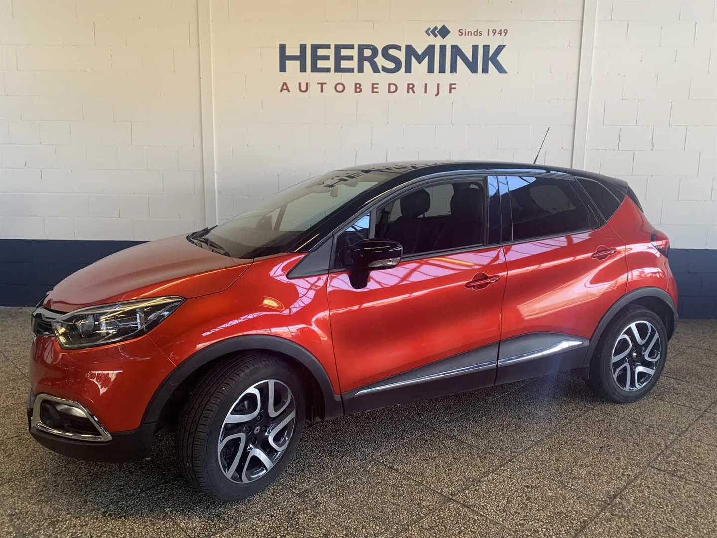Renault Captur (2016) — foto 1