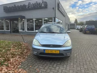 Ford Focus (2003) — foto 1