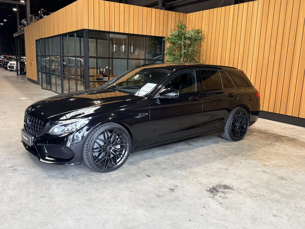 Mercedes-Benz C-Klasse (2016) — foto 1