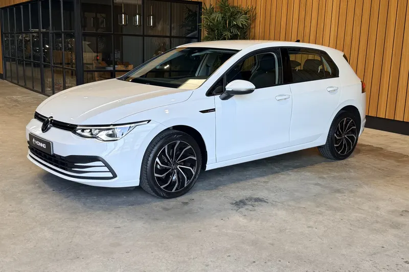 Volkswagen Golf (2020)