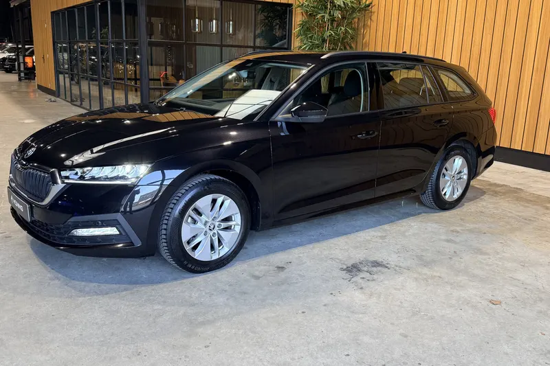 Škoda Octavia (2023)