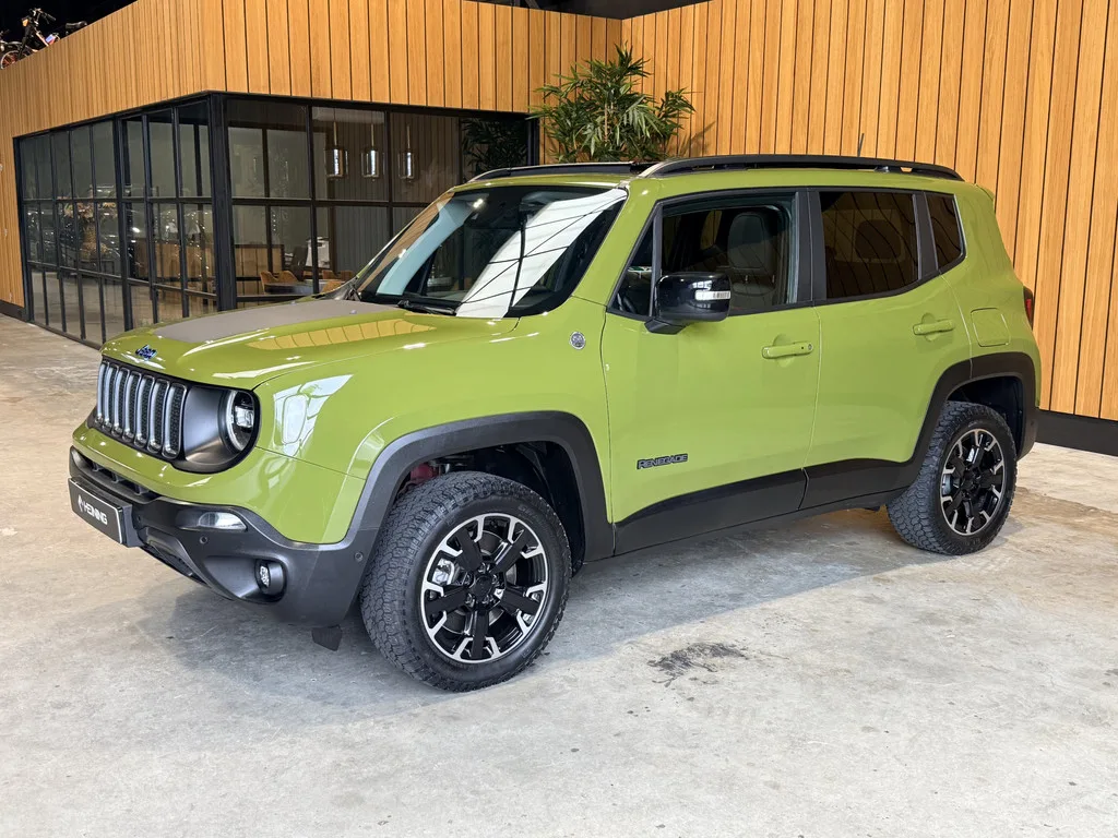 Jeep Renegade (2023) — foto 1