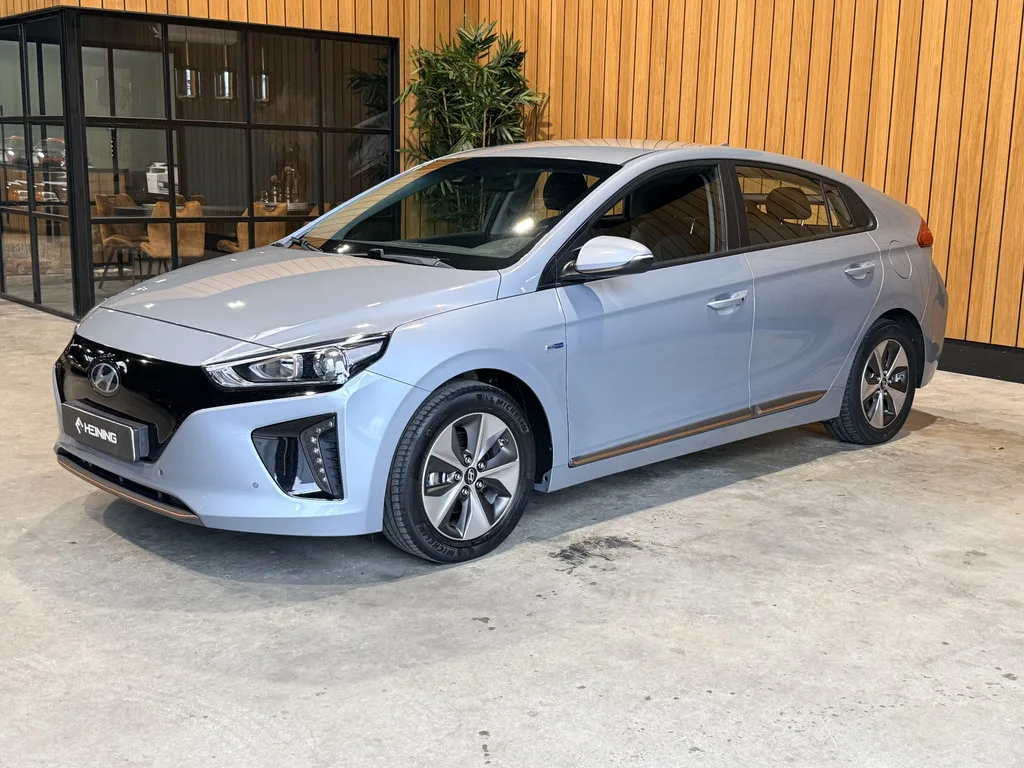 Hyundai Ioniq (2019) — foto 1