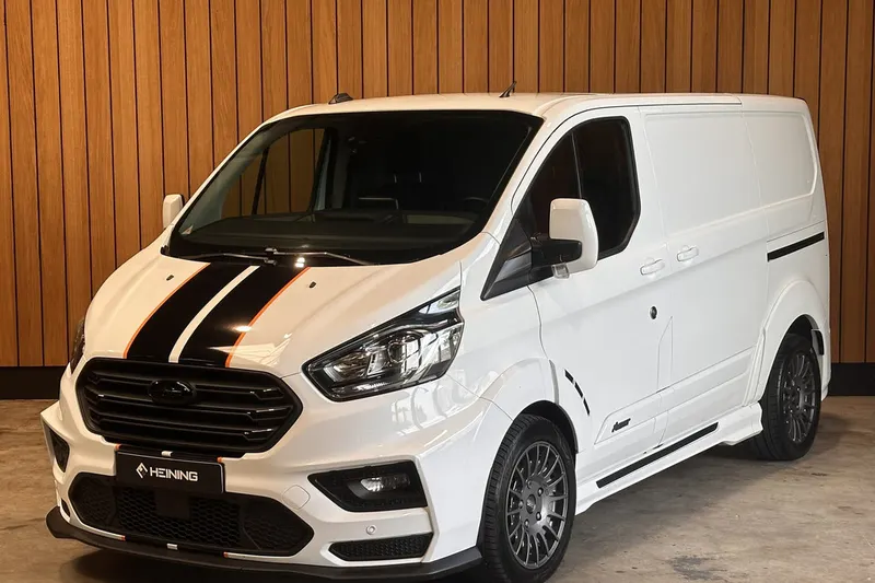 Ford Transit Custom (2023)