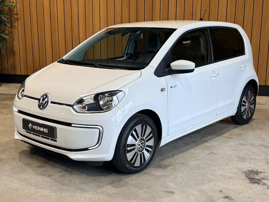 Volkswagen e-Up! (2016) — foto 1