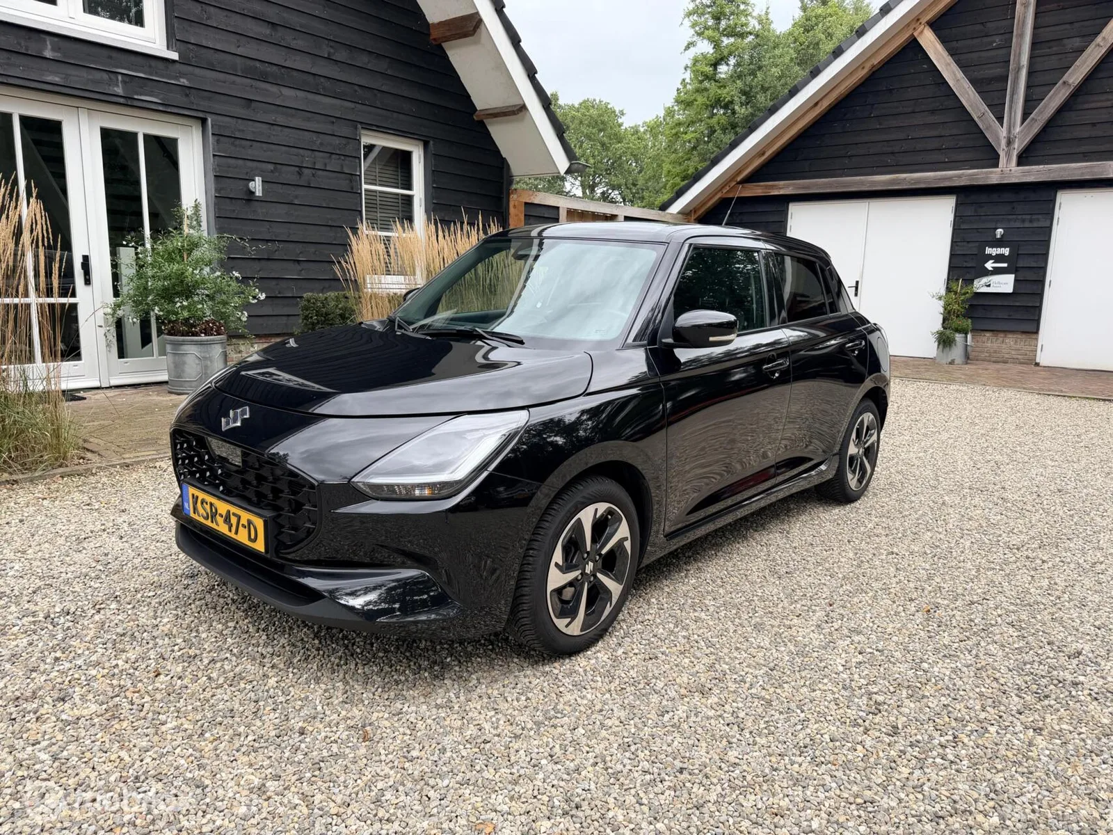 Suzuki Swift (2025) — foto 1
