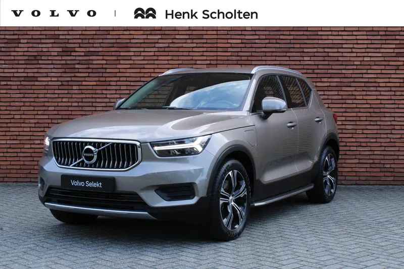 Volvo XC40 (2022)