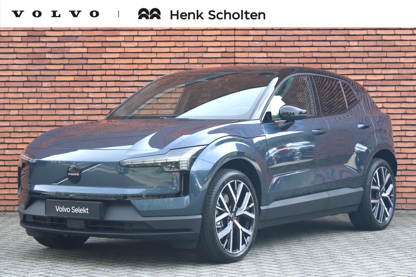 Volvo EX30 (2026) — foto 1
