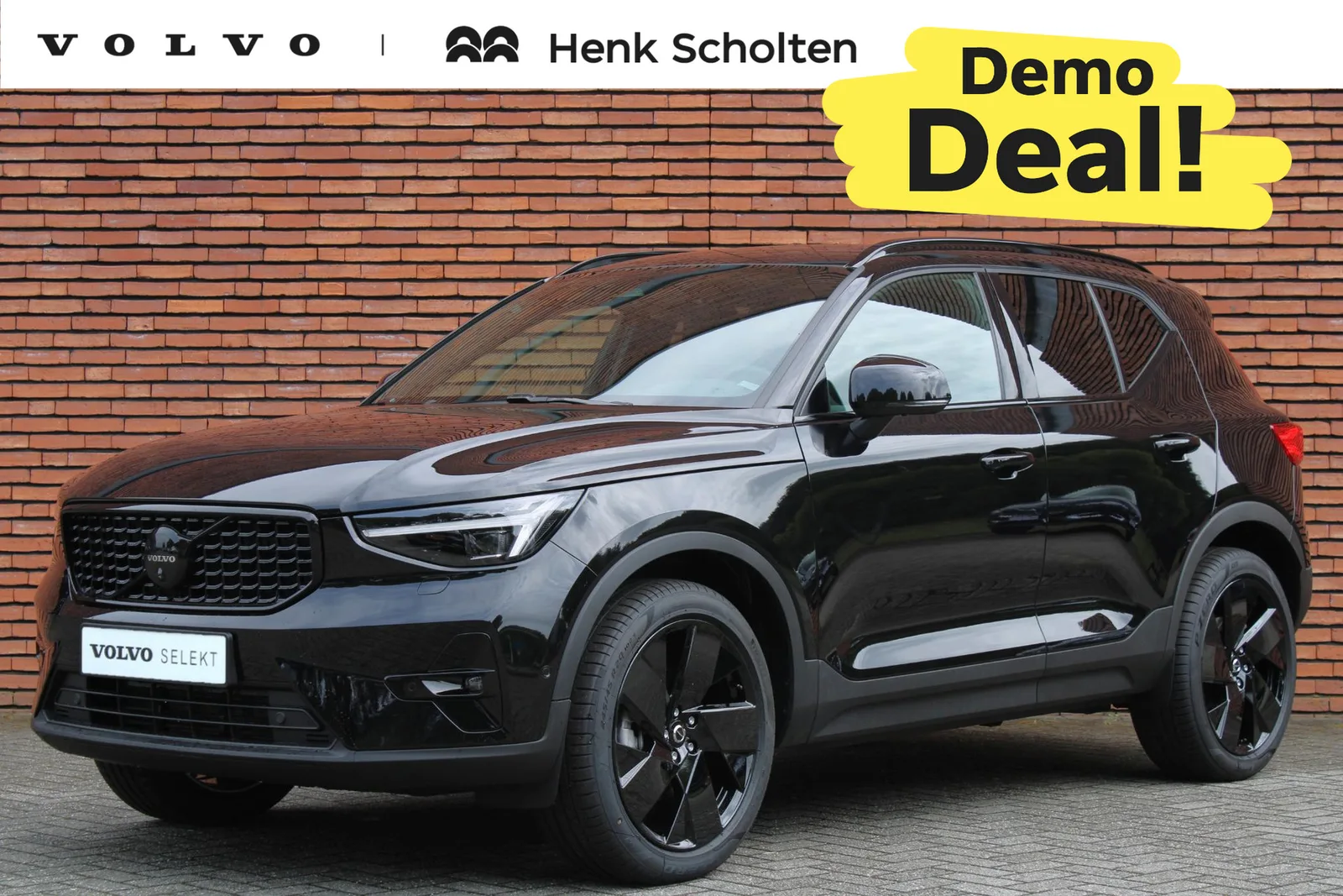 Volvo XC40 (2026) — foto 1