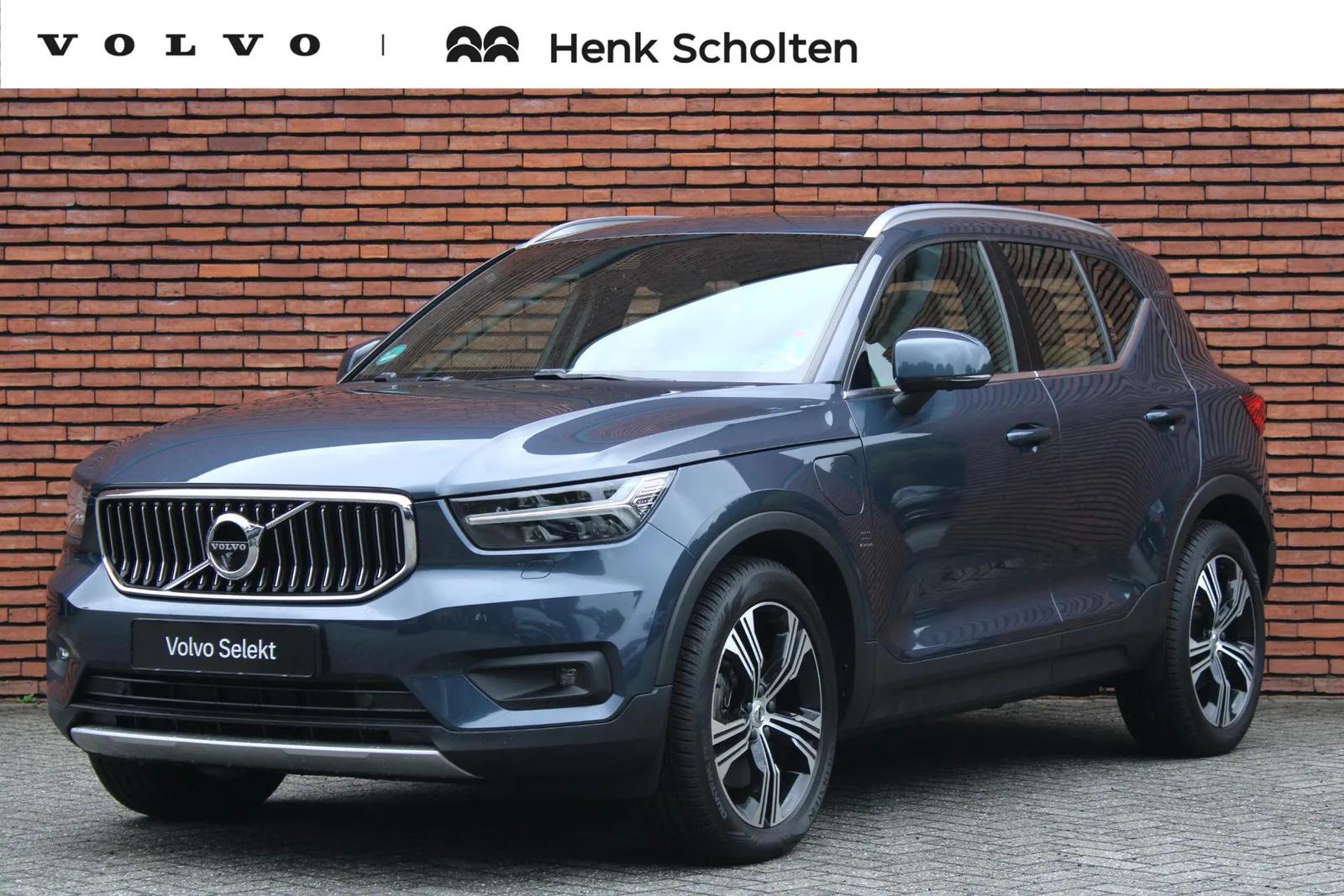 Volvo XC40 (2022) — foto 1