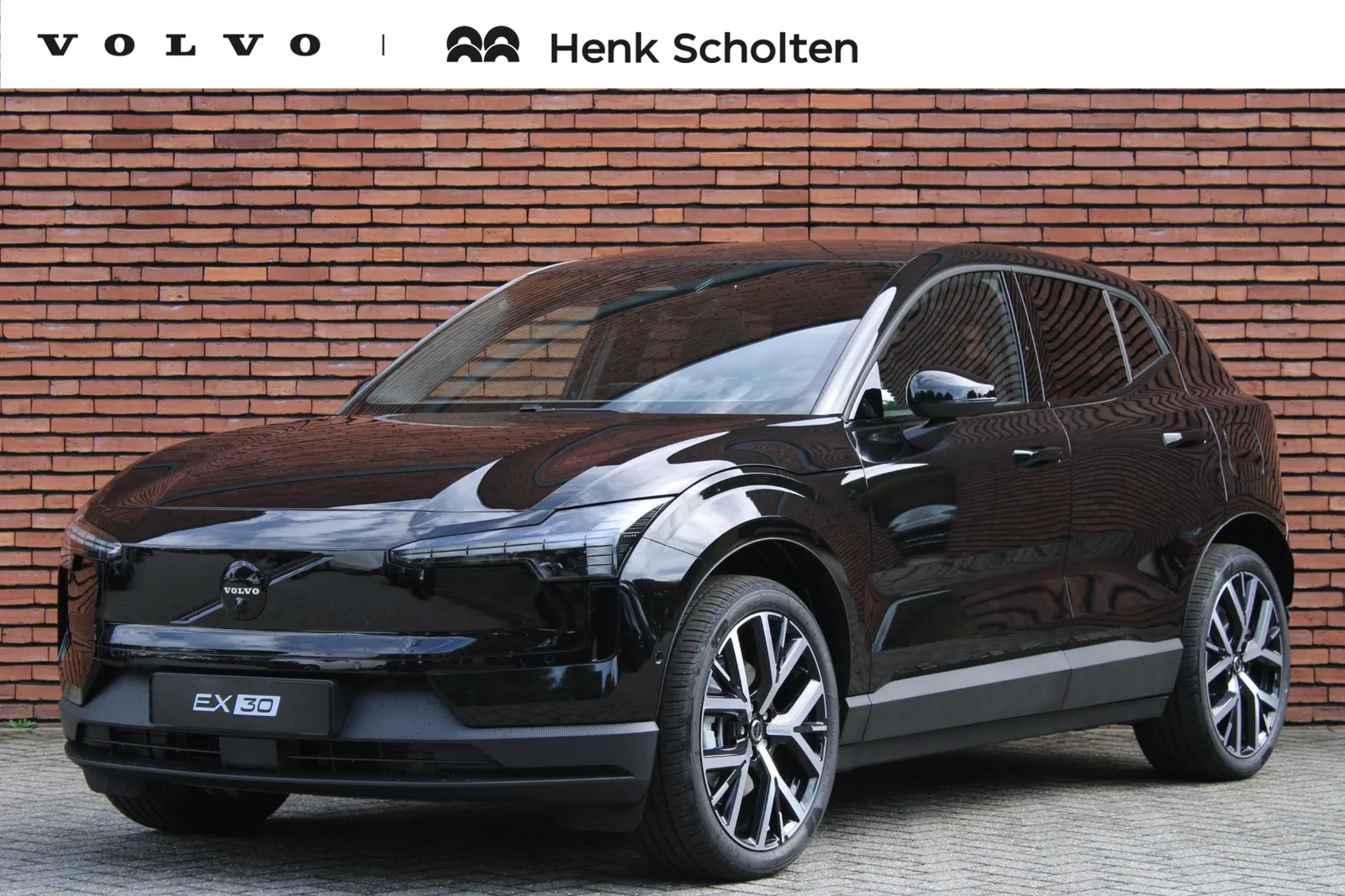 Volvo EX30 (2026) — foto 1