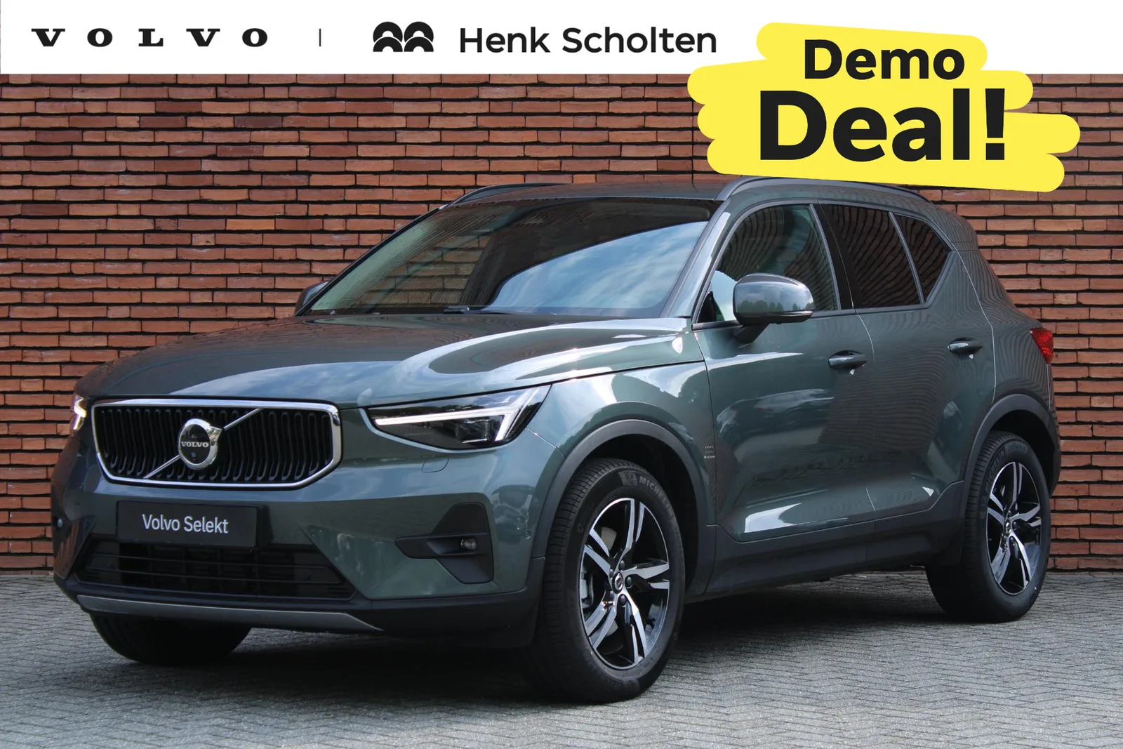 Volvo XC40 (2026) — foto 1