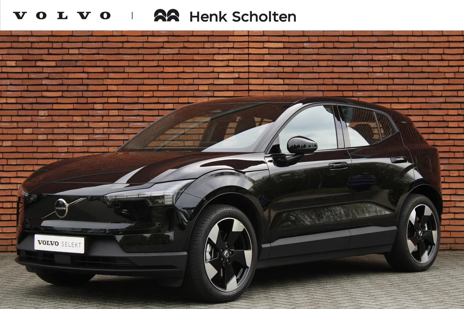 Volvo EX30 (2025) — foto 1