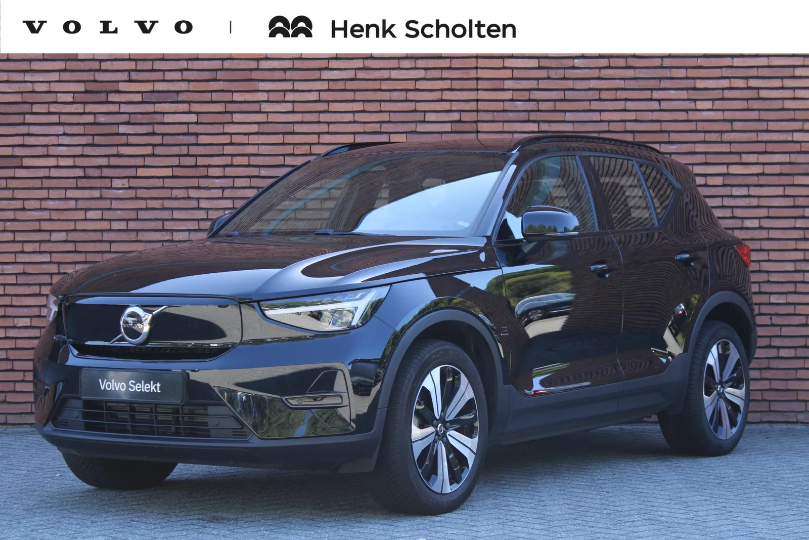 Volvo XC40 (2022) — foto 1