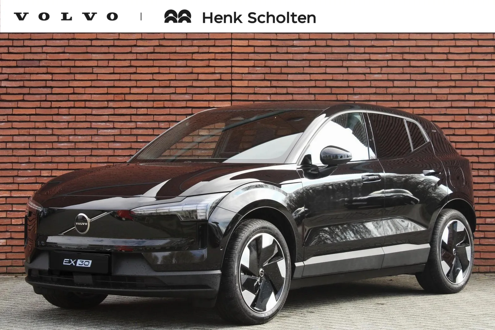 Volvo EX30 (2026) — foto 1