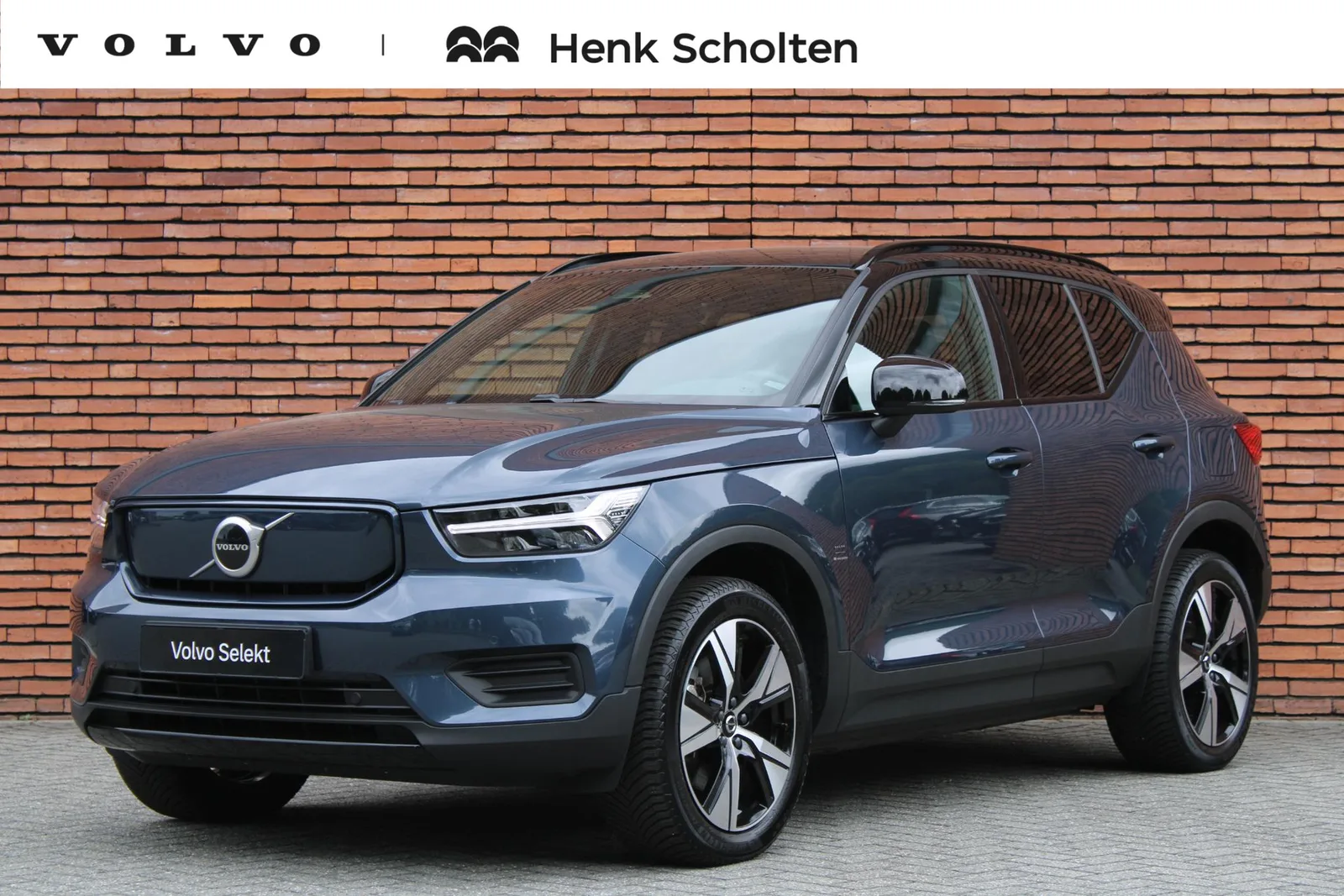 Volvo XC40 (2022) — foto 1