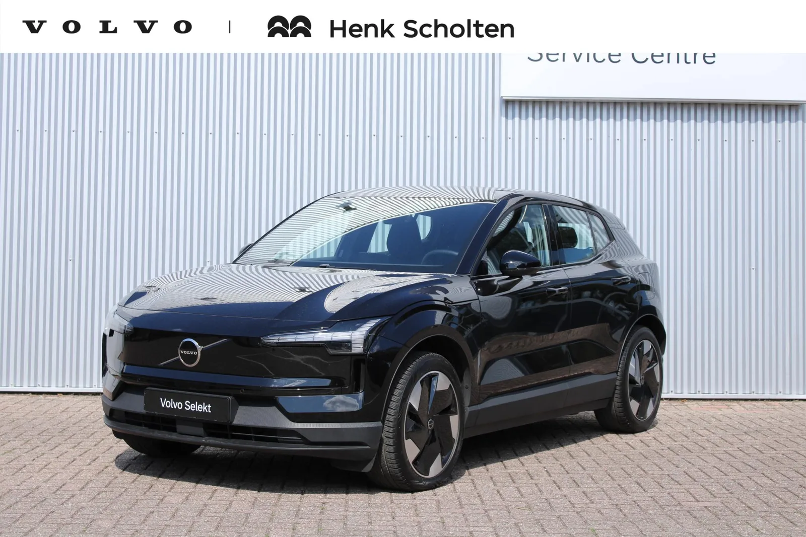 Volvo EX30 (2025) — foto 1