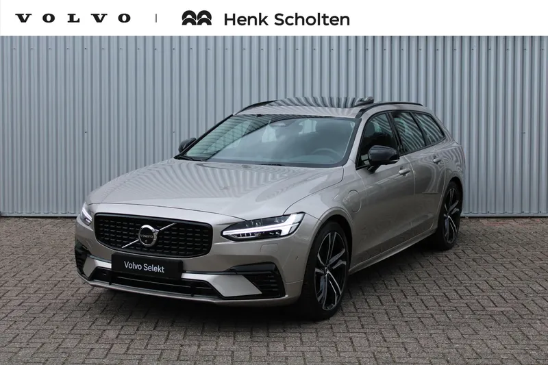 Volvo V90 (2025)