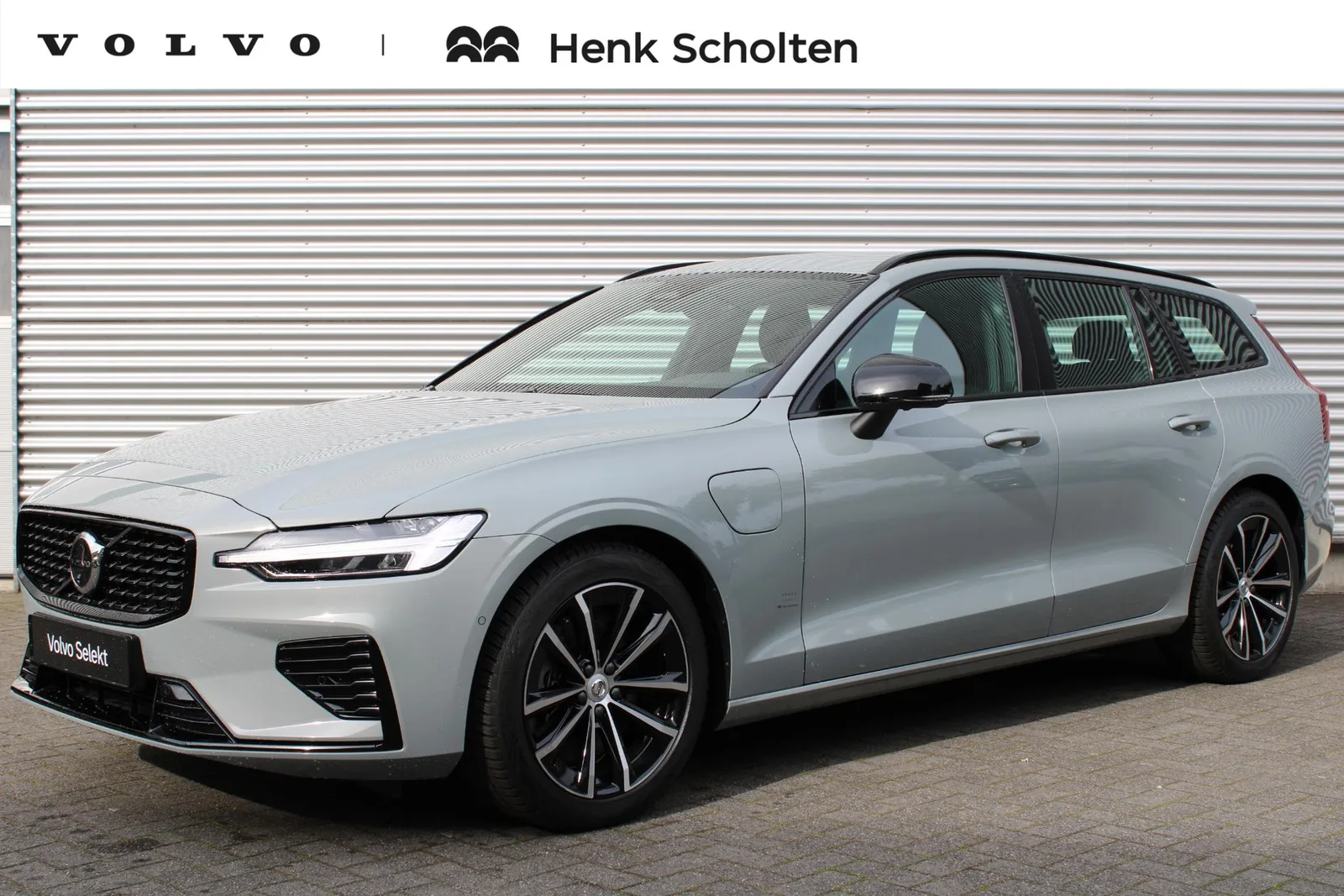Volvo V60 (2025) — foto 1