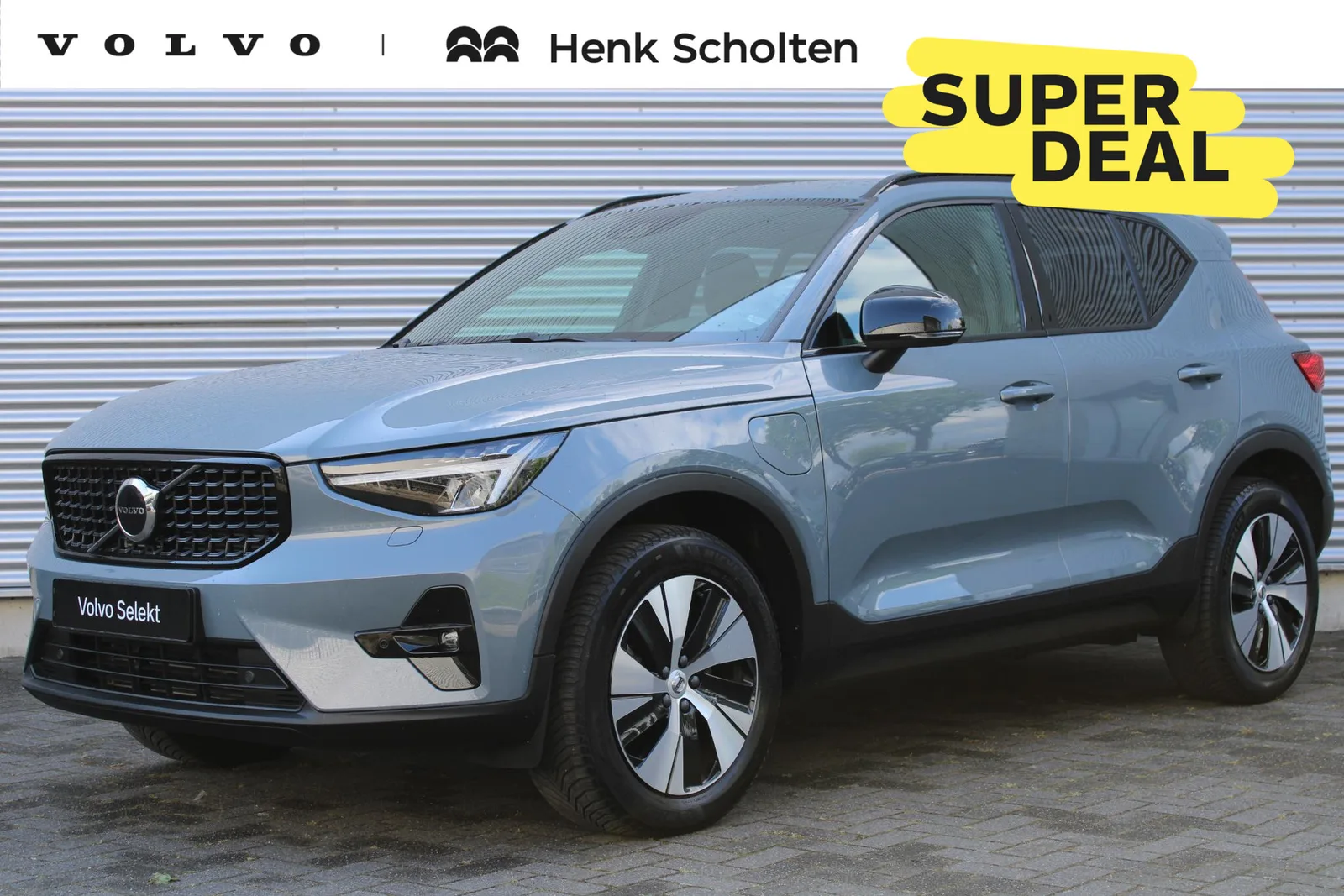Volvo XC40 (2022) — foto 1