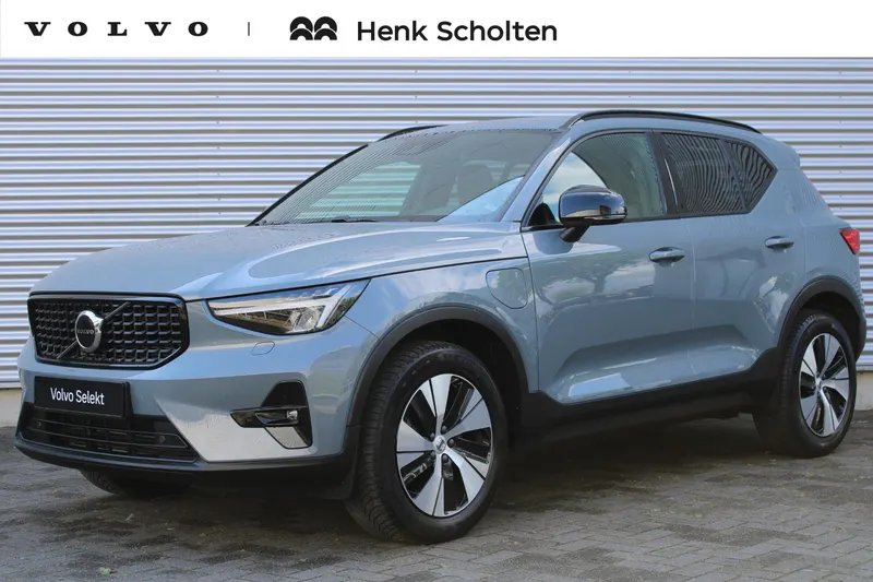 Volvo XC40 (2022)