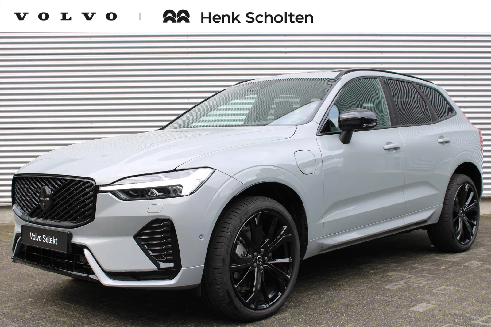 Volvo XC60 (2026) — foto 1