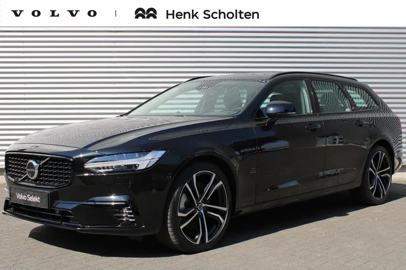 Volvo V90 (2025)