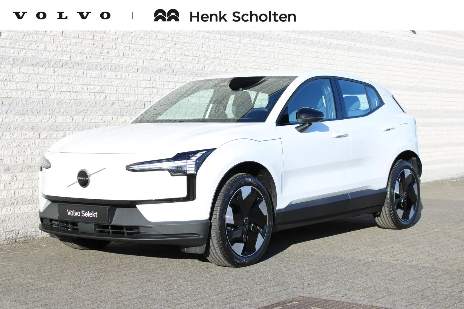 Volvo EX30 (2026) — foto 1