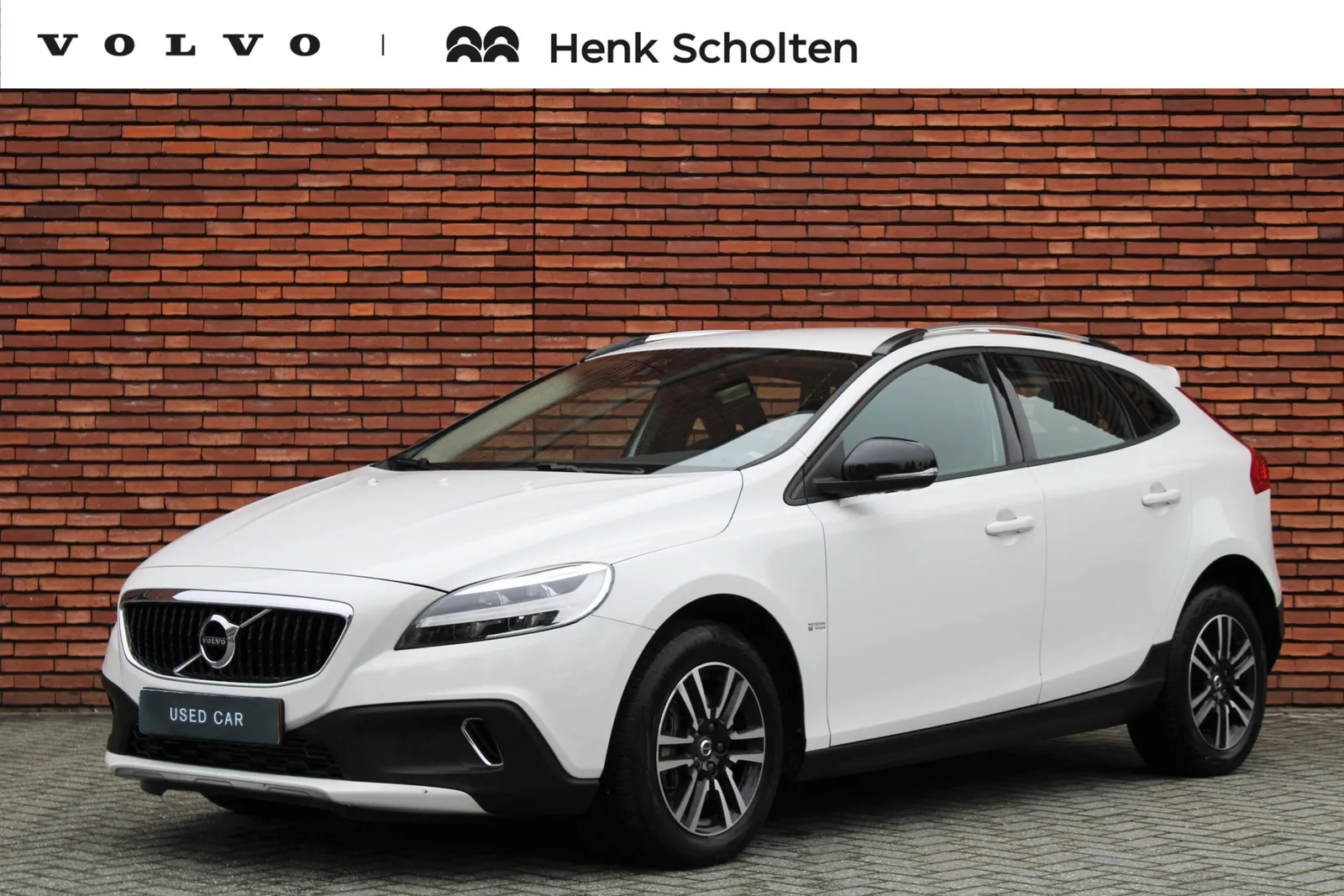 Volvo V40 Cross Country (2018) — foto 1