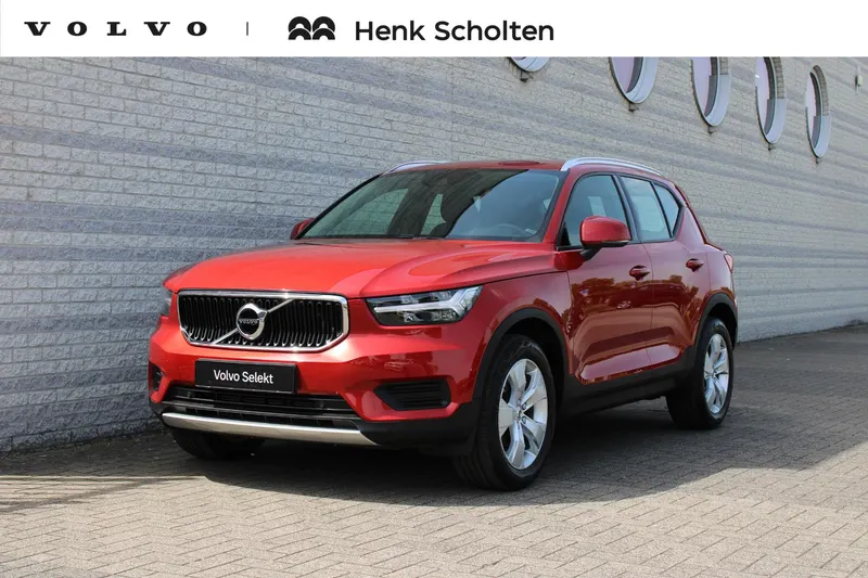Volvo XC40 (2022)