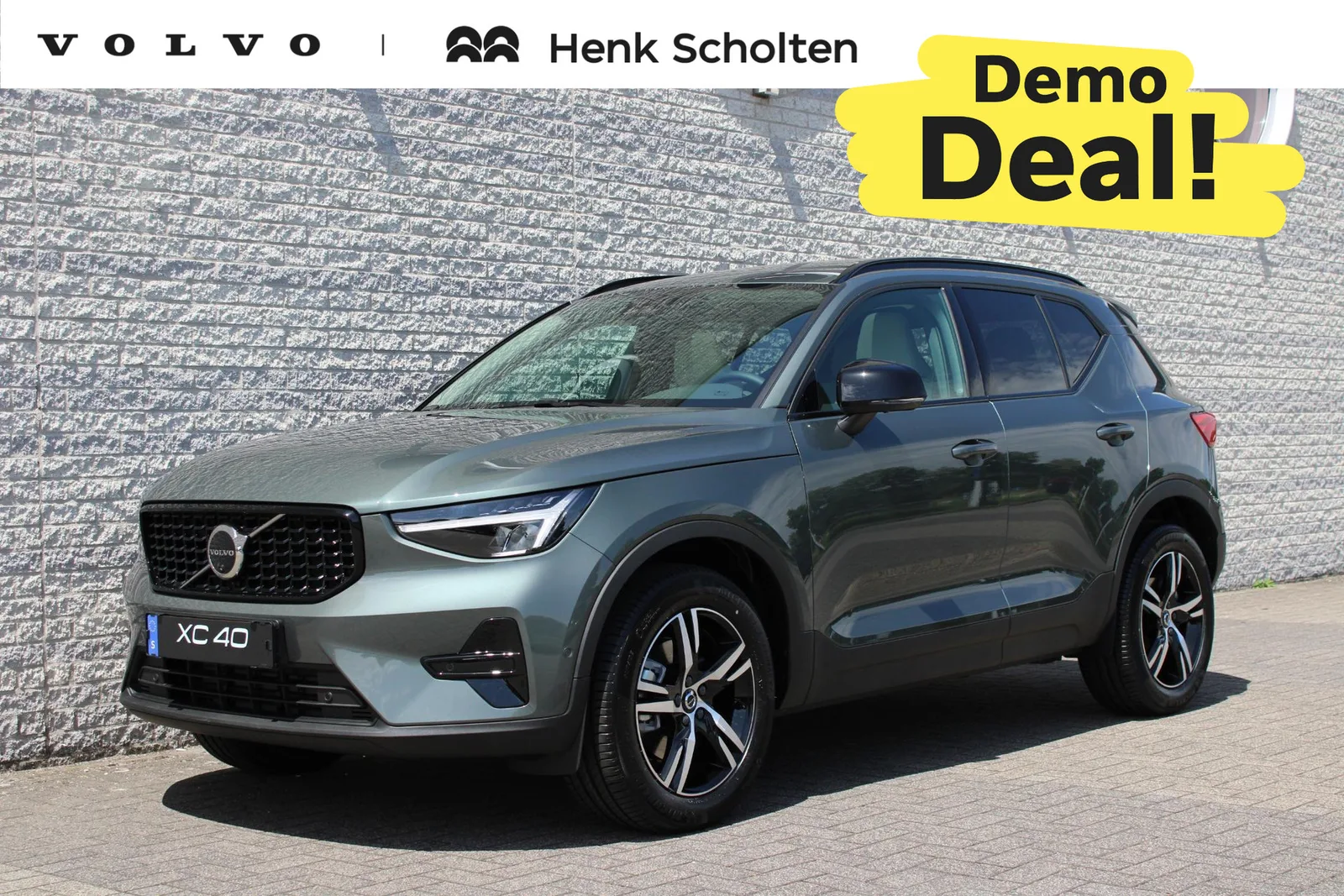 Volvo XC40 (2026) — foto 1