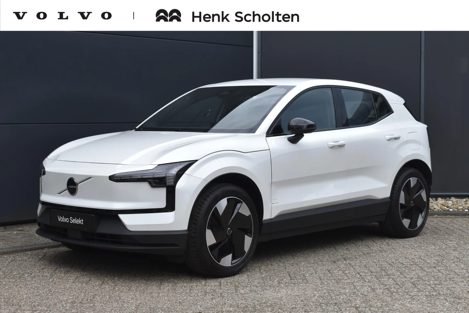 Volvo EX30 (2025) — foto 1