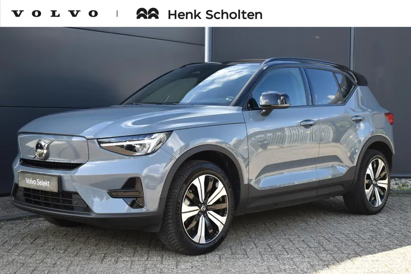 Volvo XC40 (2022)