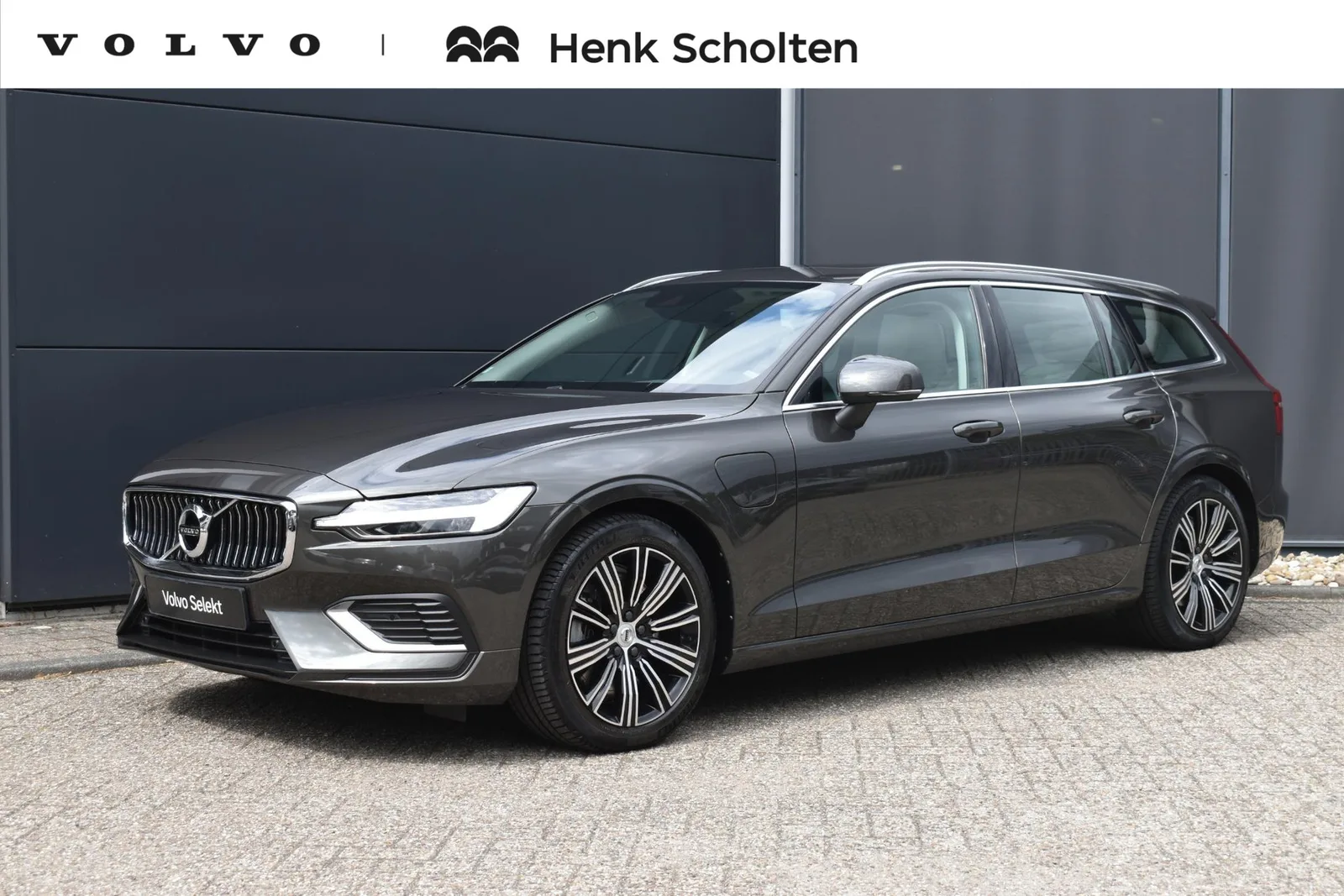 Volvo V60 (2022) — foto 1