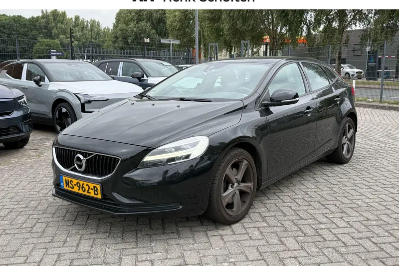 Volvo V40 (2017)