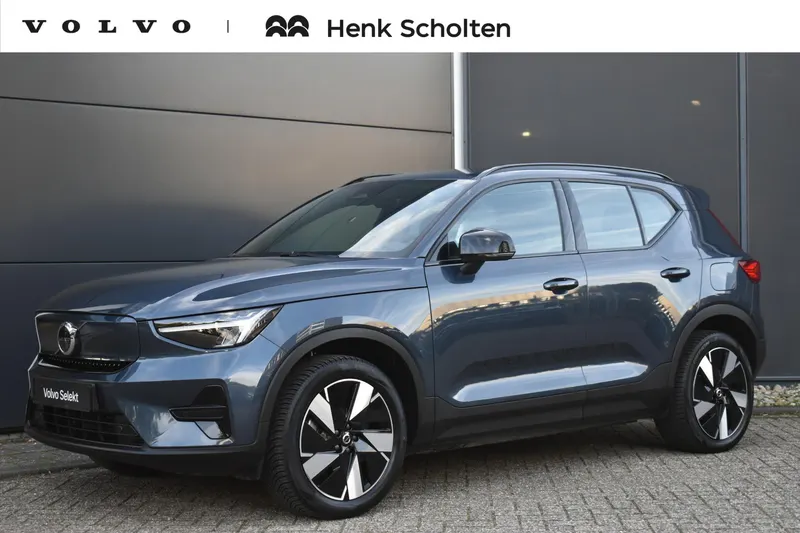 Volvo EX40 (2025)
