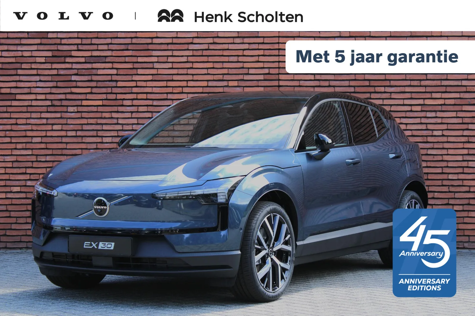 Volvo EX30 (2026) — foto 1