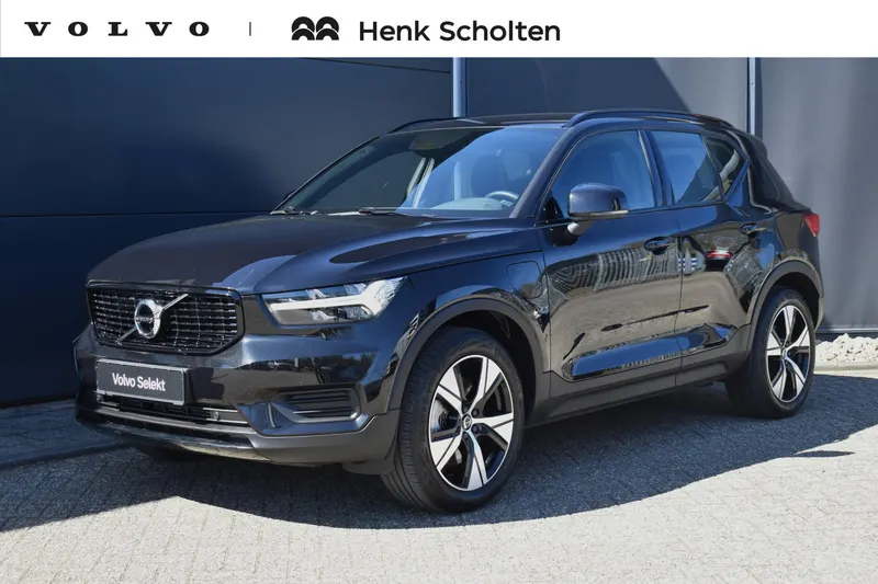 Volvo XC40 (2022)