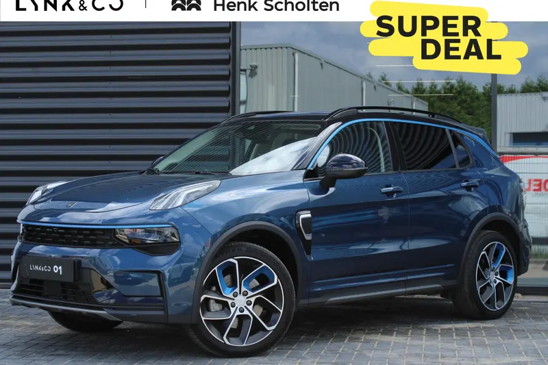 Lynk & Co 01 (2022)