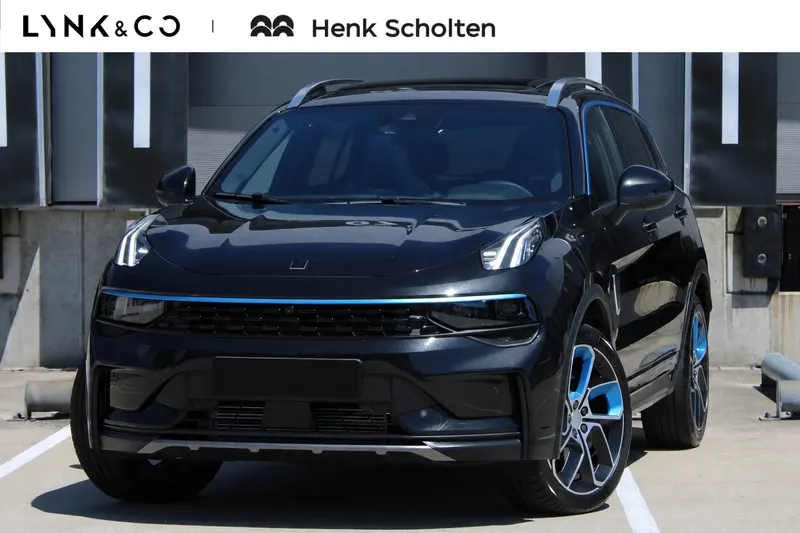 Lynk & Co 01 (2022)