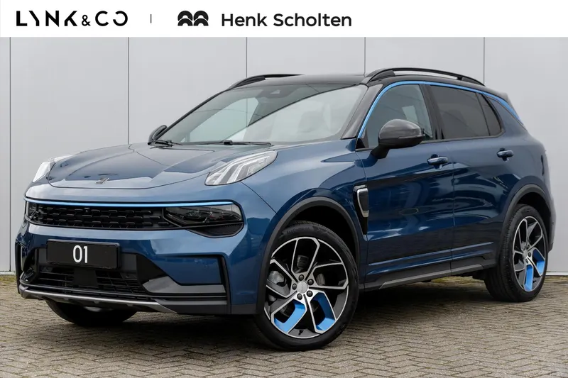 Lynk & Co 01 (2025)