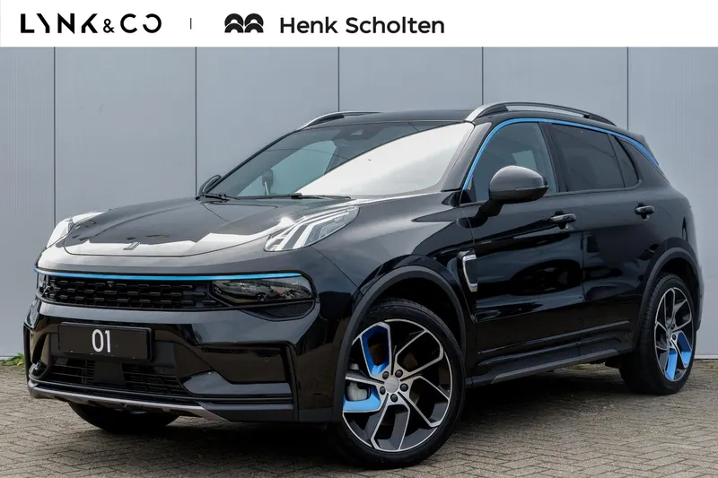 Lynk & Co 01 (2024)