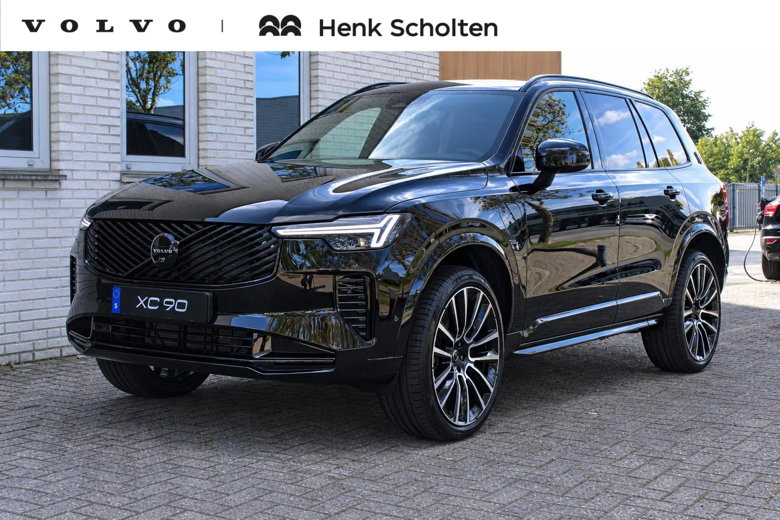 Volvo XC90 (2027) — foto 1