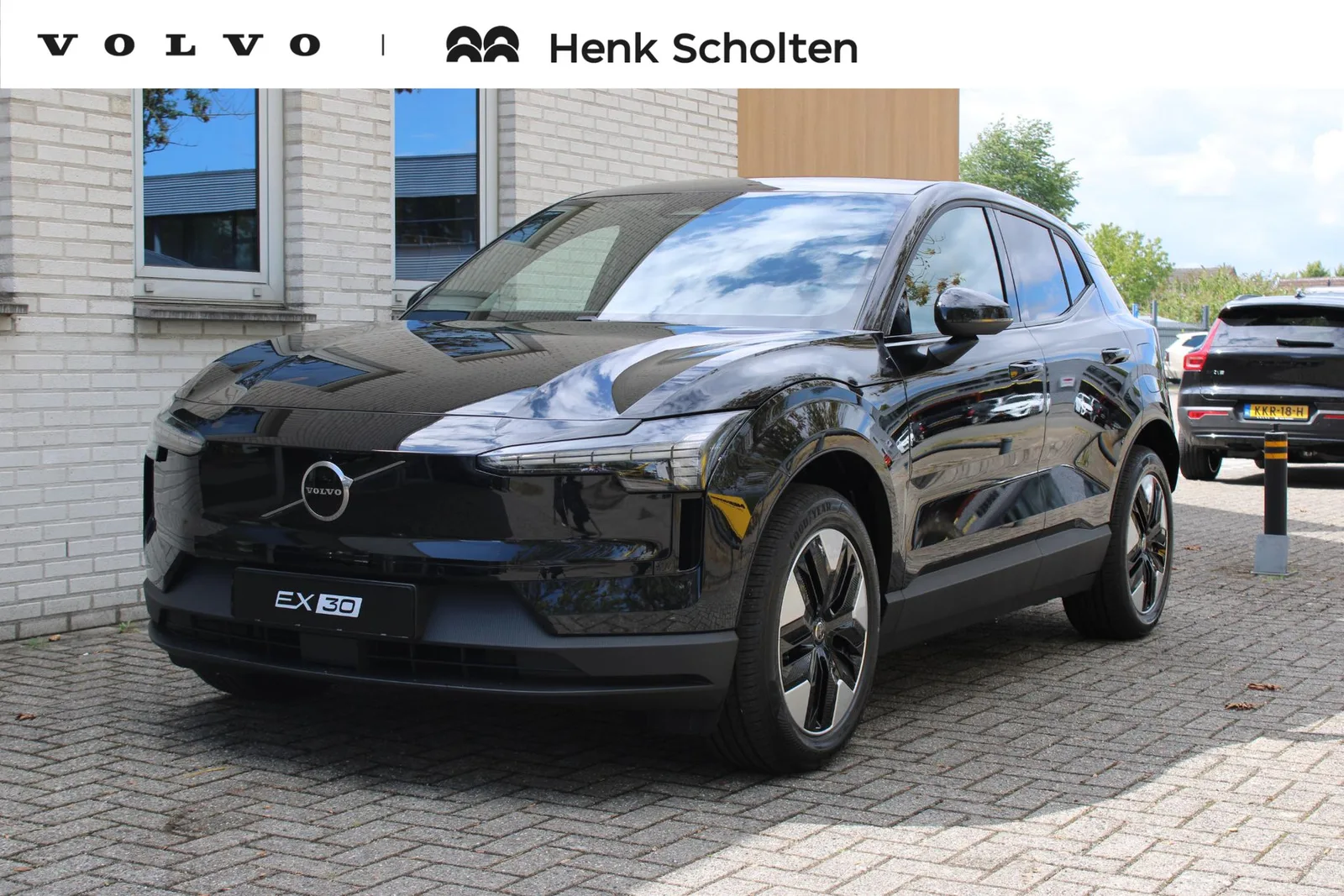 Volvo EX30 (2026) — foto 1